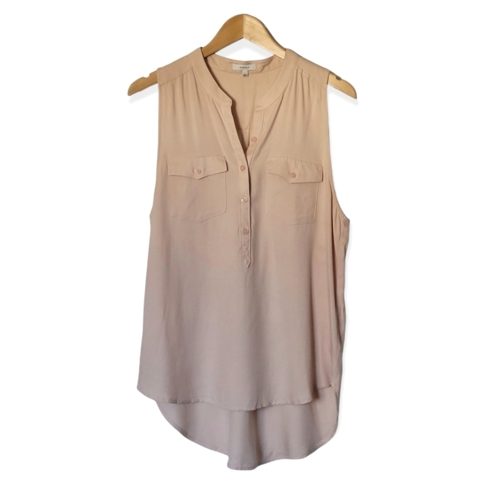 Talula Sleeveless Blouse in Light Pink